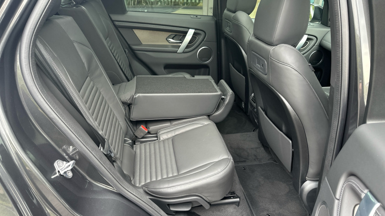 Land Rover Discovery Sport 1.5 P270e Metropolitan 5dr Auto [5 Seat] Station Wagon